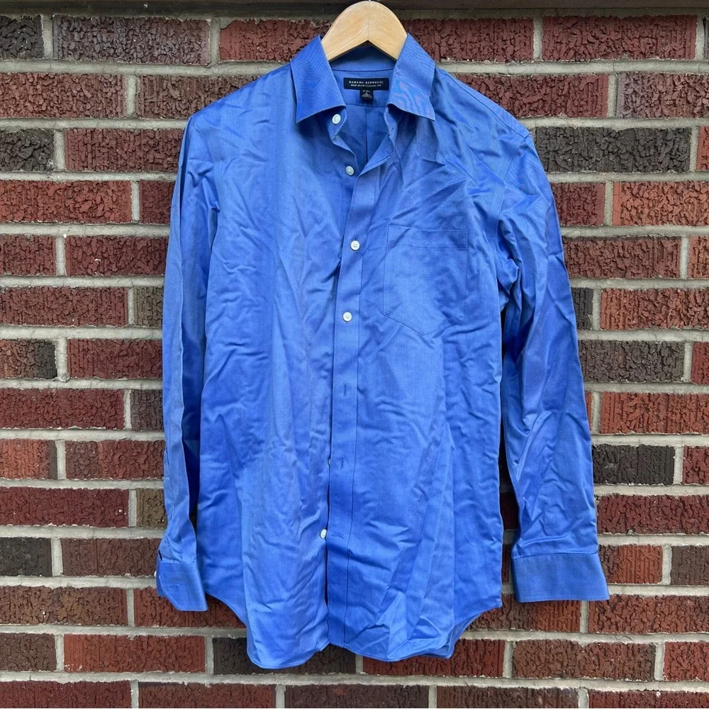 Banana Republic Bright Blue Non-Iron Classic Fit Button Down Dress Shirt